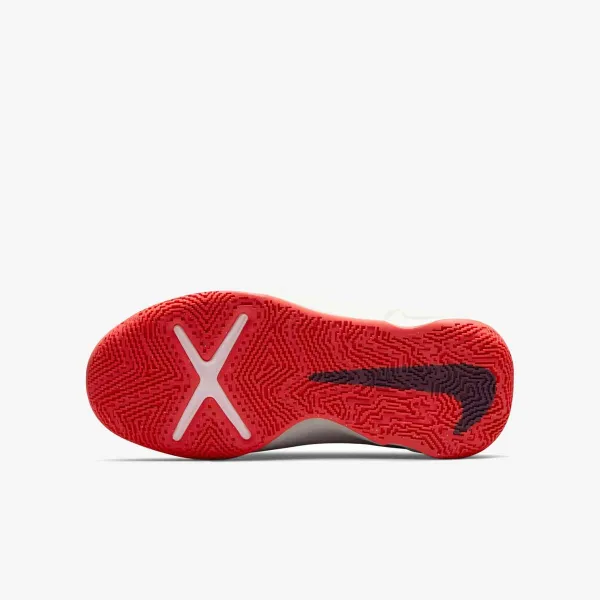 Nike Team Hustle D 10 