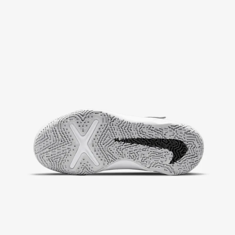 Nike Team Hustle D 10 