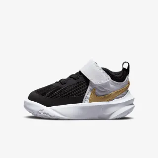 Nike Team Hustle D 10 