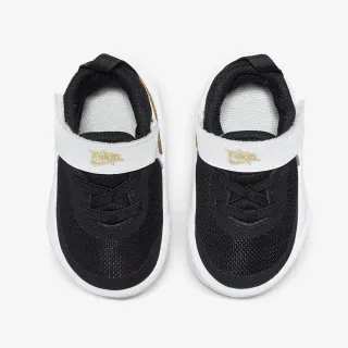 Nike Team Hustle D 10 