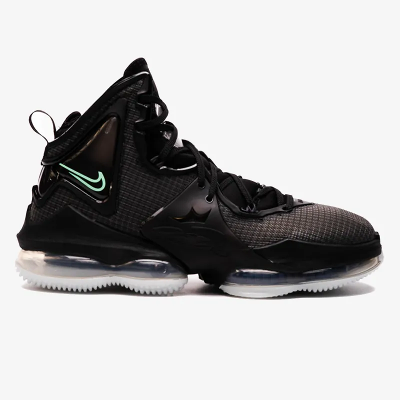 Nike LeBron 19 