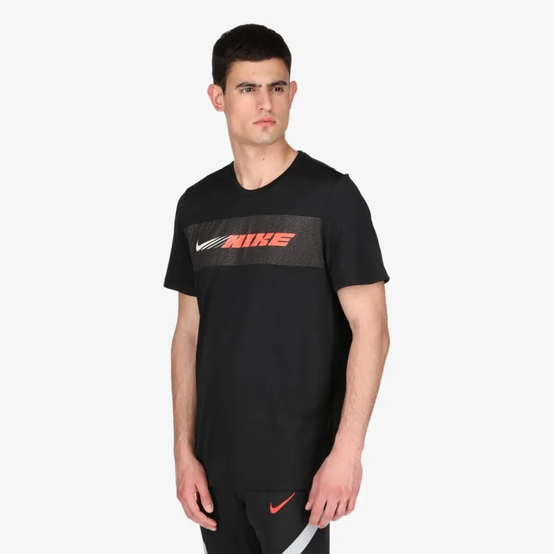 Nike Dri-FIT Superset 