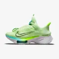 Nike Air Zoom Tempo NEXT% FlyEase 