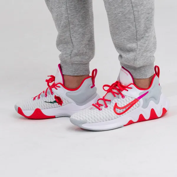 Nike Giannis Immortality 