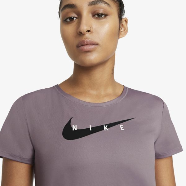 Nike Swoosh Run Women's Short-Sleeve Running Top 