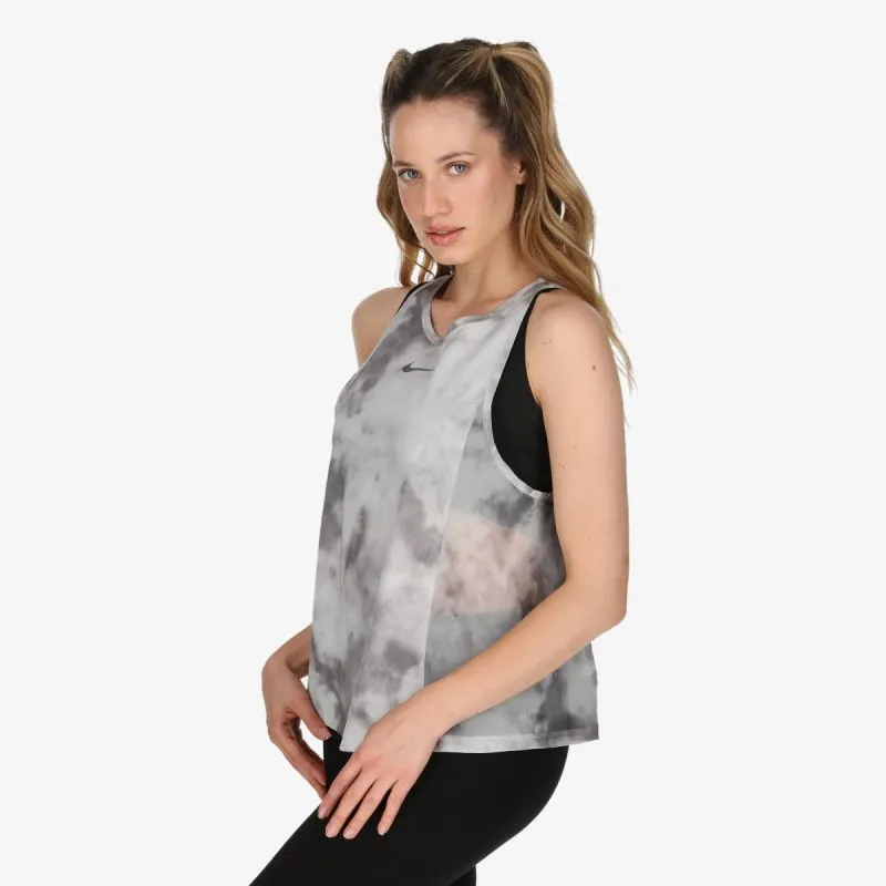 Nike Icon Clash City Sleek 