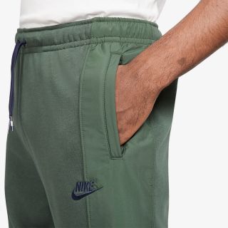 Nike Sportswear French Terry Essentials 
