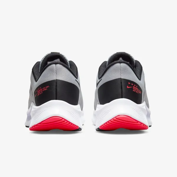 Nike Quest 4 