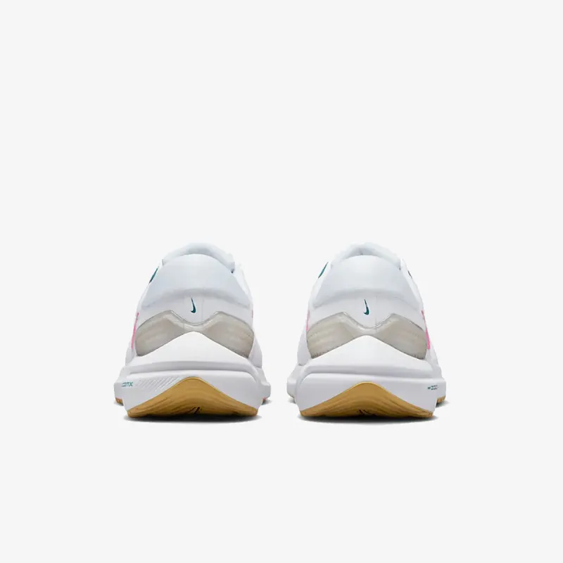 Nike Air Zoom Vomero 16 