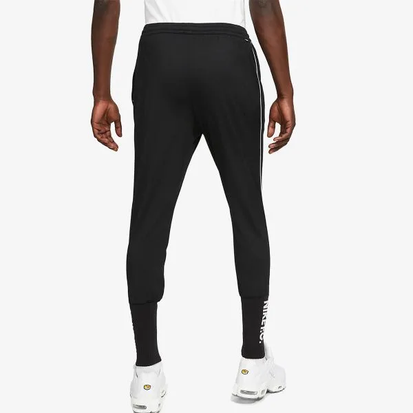 Nike F.C. Joga Bonito Cuffed Knit 