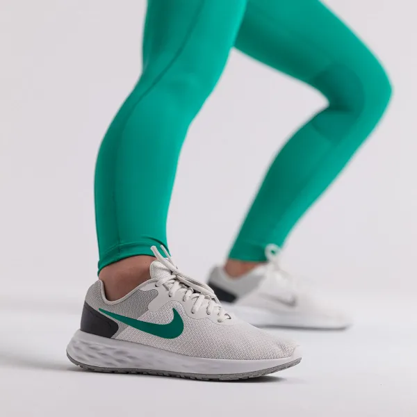 Nike Revolution 6 Next Nature 