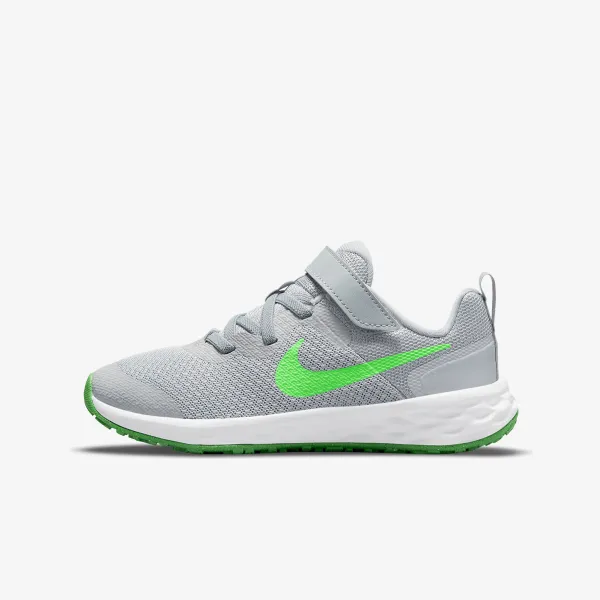 Nike Revolution 6 