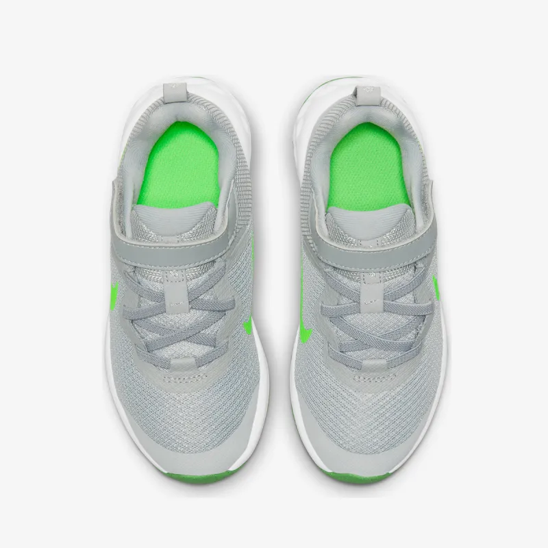 Nike Revolution 6 