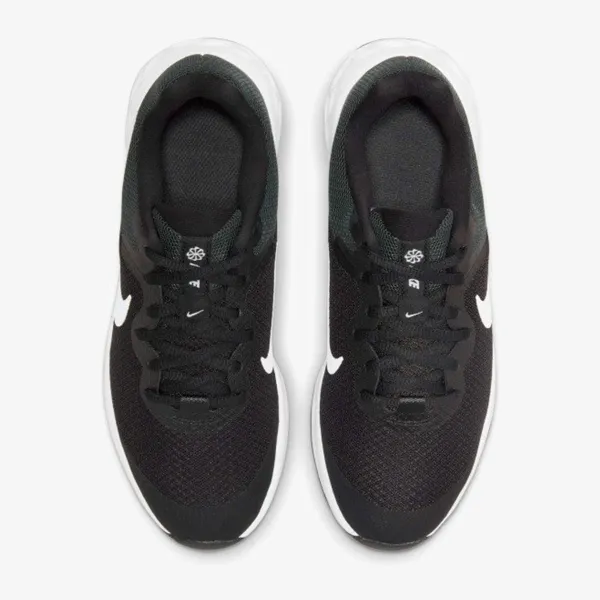 Nike Revolution 6 