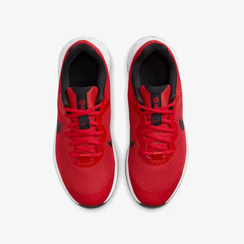 Nike Revolution 6 