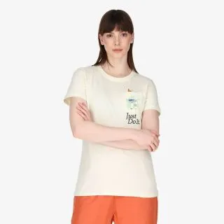 Nike Sportswear Logo 