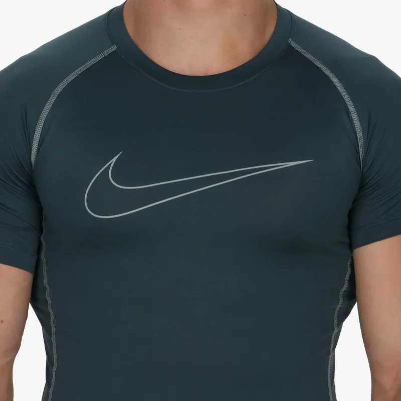 Nike Pro 