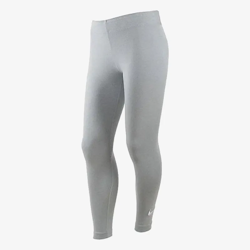 Nike Sportswear Favorites 