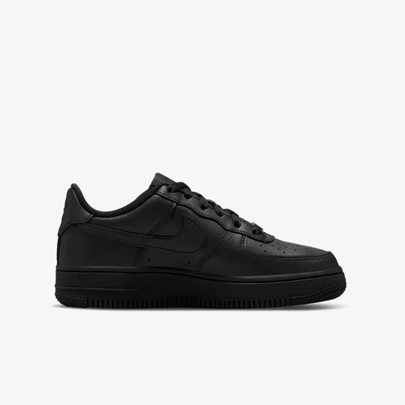 Nike Air Force 1 LE 
