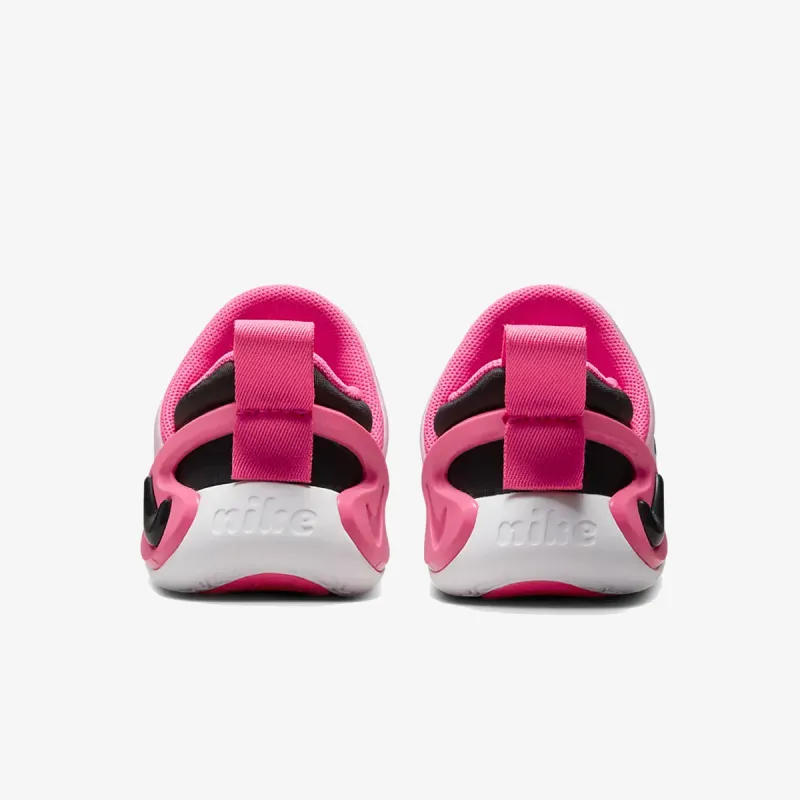 Nike Dynamo Go 