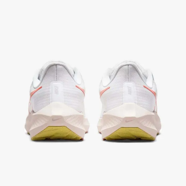 Nike AIR ZOOM PEGASUS 39 