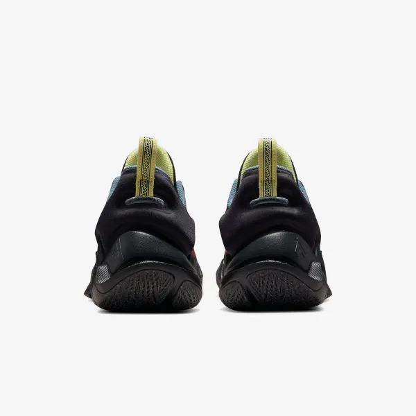 Nike Giannis Immortality 