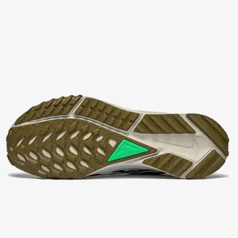 Nike REACT PEGASUS TRAIL 4 