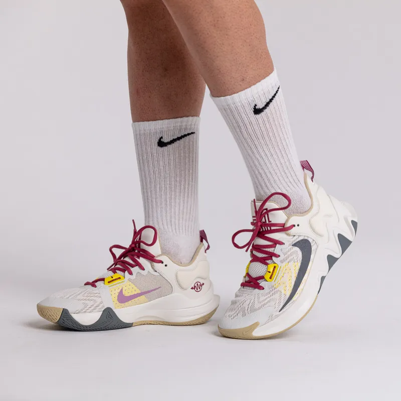 Nike Giannis Immortality 2 