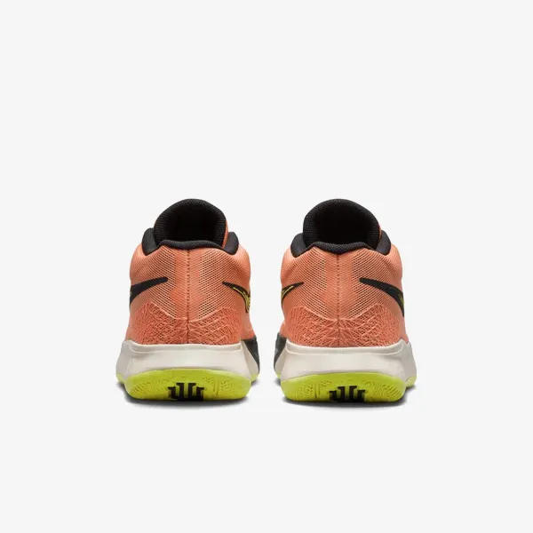 Nike KYRIE FLYTRAP VI 