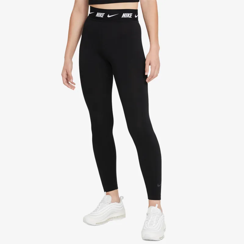 Nike Sportswear Club 