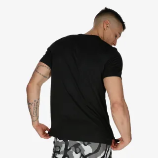 Nike Dri-FIT Sport Clash 