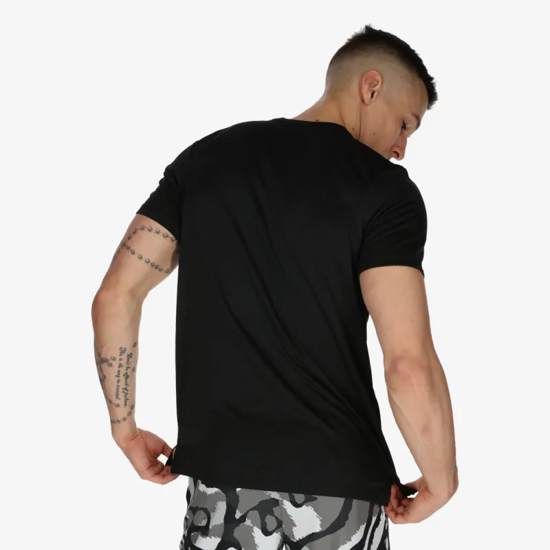 Nike Dri-FIT Sport Clash 