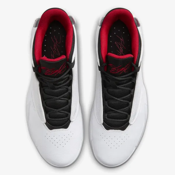 Nike Jordan Max Aura 4 