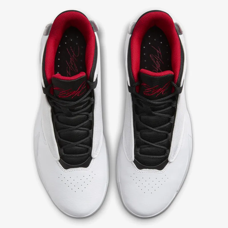 Nike Jordan Max Aura 4 