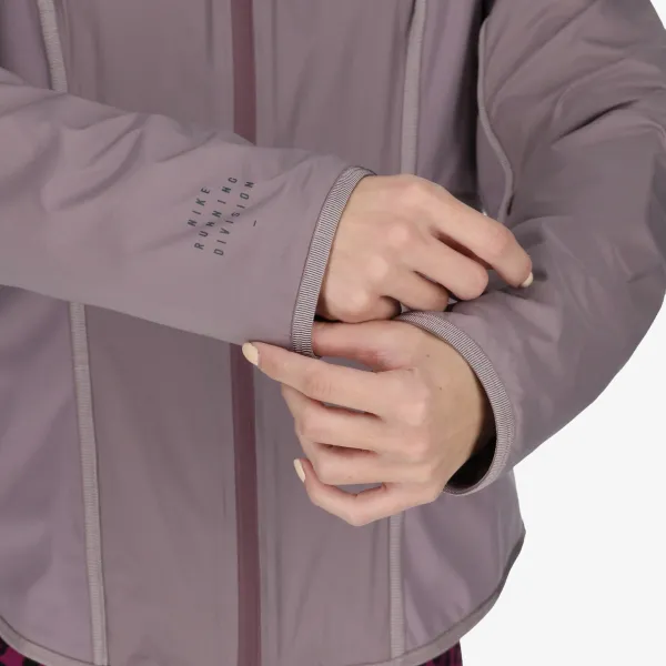 Nike Storm-Fit Run Division 