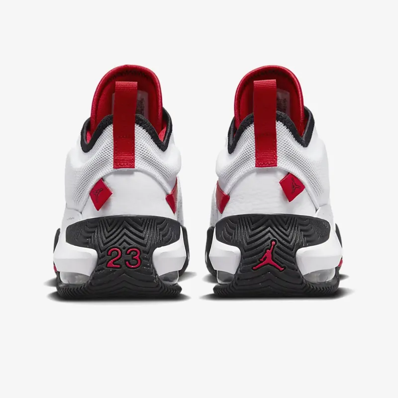 Nike Jordan Stay Loyal 2 