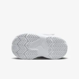 Nike Jordan Max Aura 4 