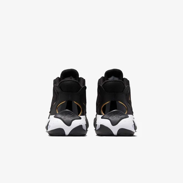 Nike Jordan Max Aura 4 