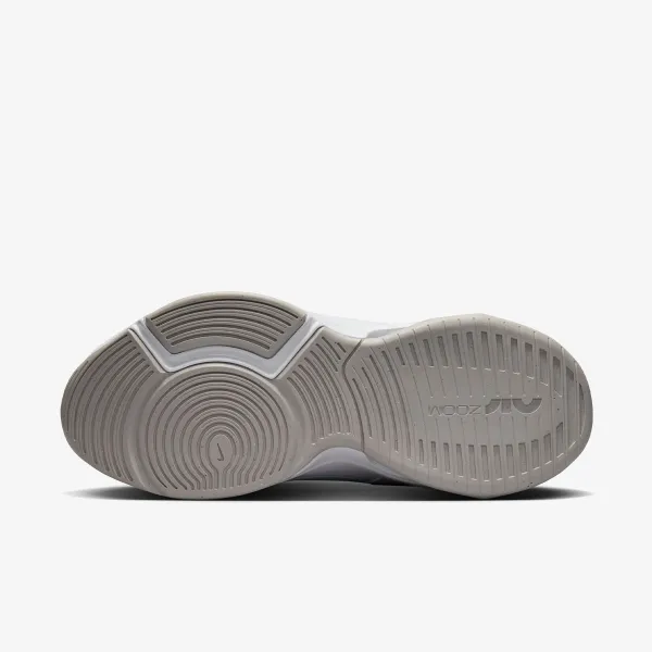 Nike Air Zoom Bella 6 