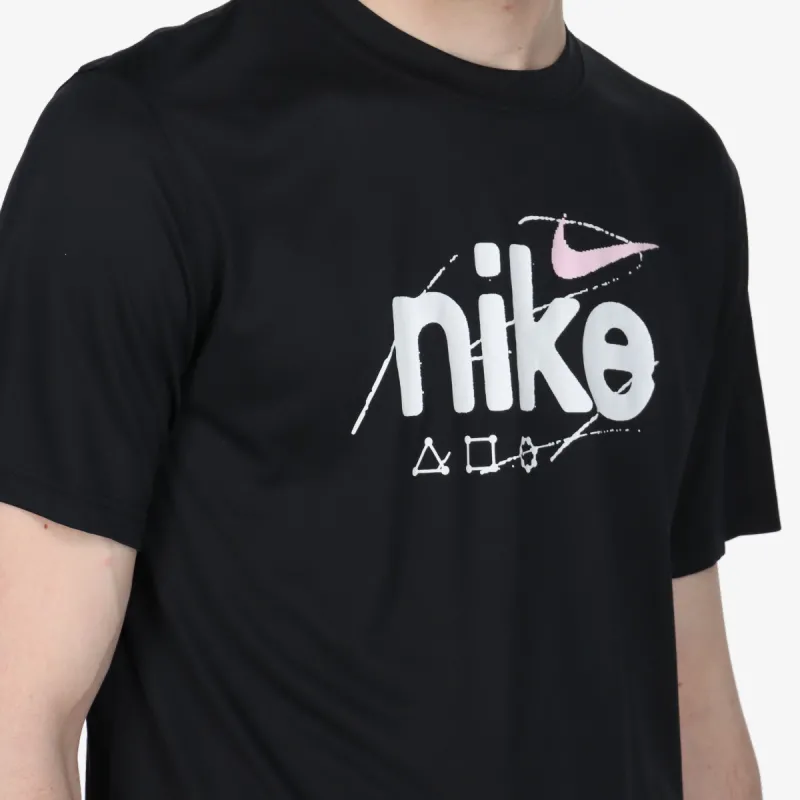 Nike Dri-FIT Wild Clash 