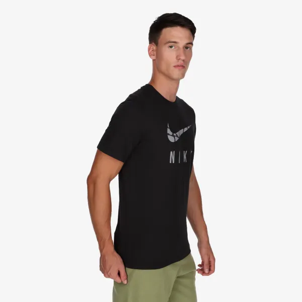 Nike Dri-FIT Run Division 