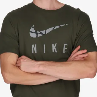 Nike Dri-FIT Run Division 