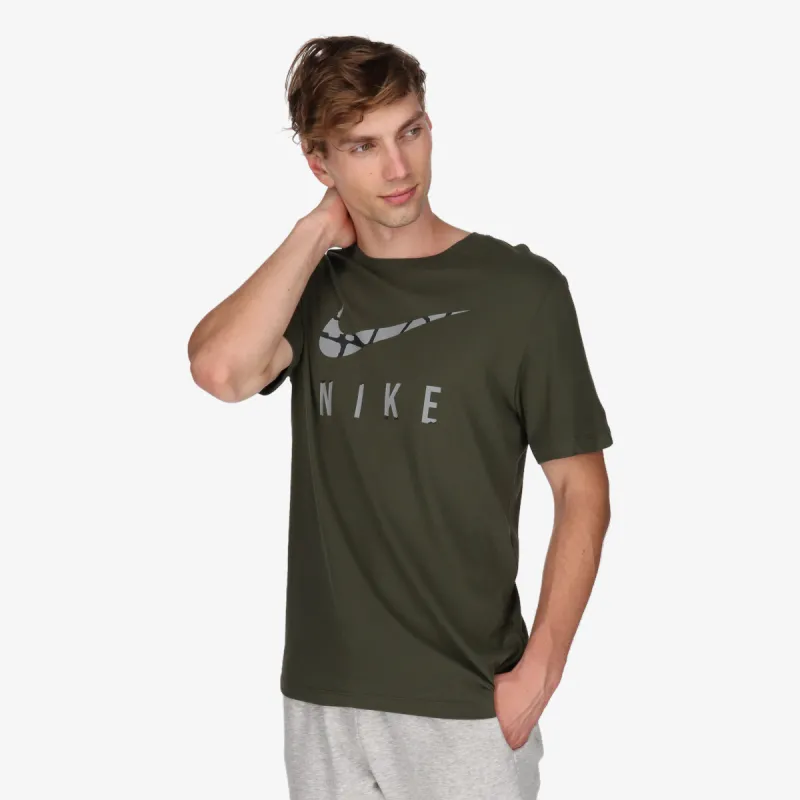 Nike Dri-FIT Run Division 