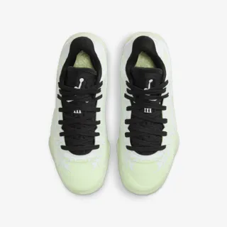 Nike Zion 3 