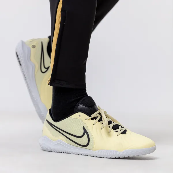 Nike Tiempo Legend 10 Club IC 