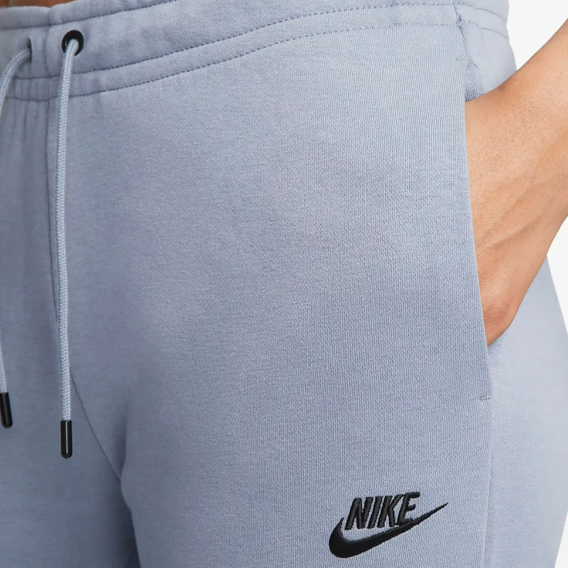 Nike Sportswear Essential 