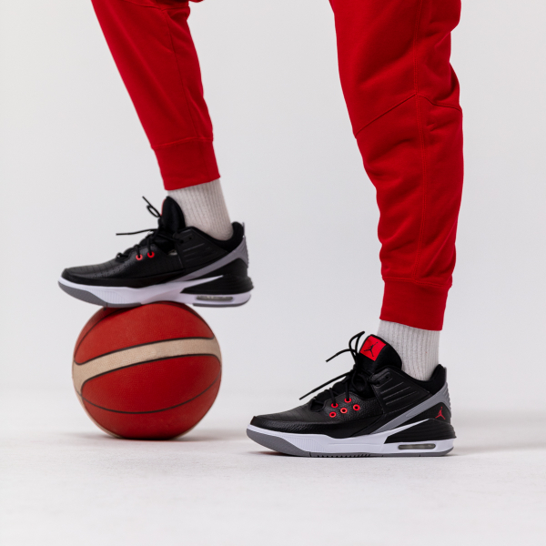 Nike Jordan Max Aura 5 