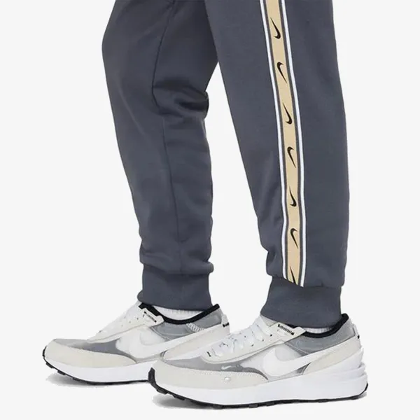 Nike Sportswear Repeat 