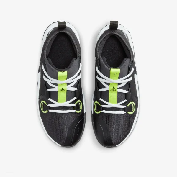 Nike Air Zoom Crossover 2 