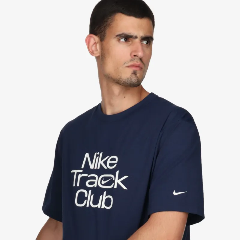 Nike Hyverse Track Club 